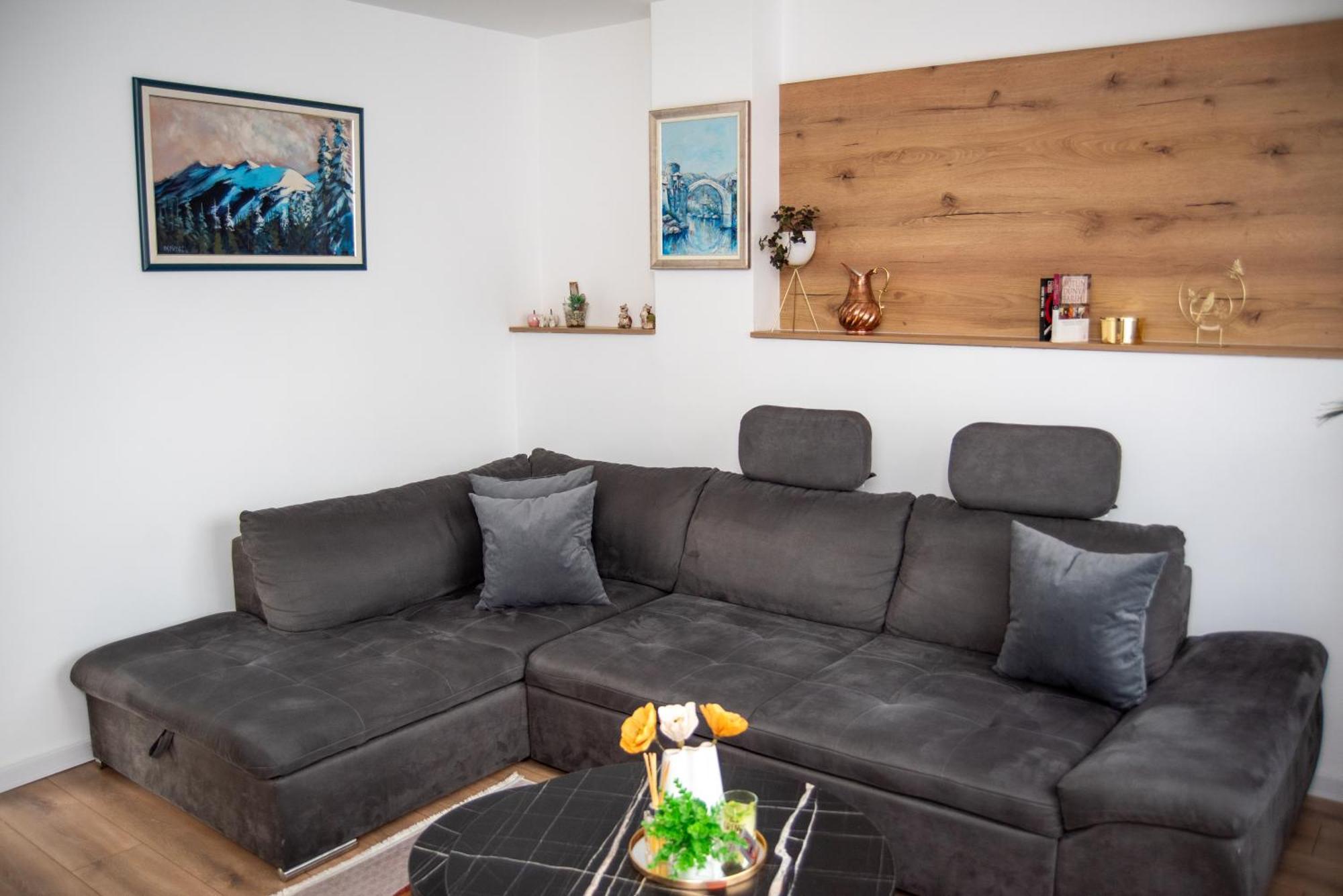 Apartment Mey